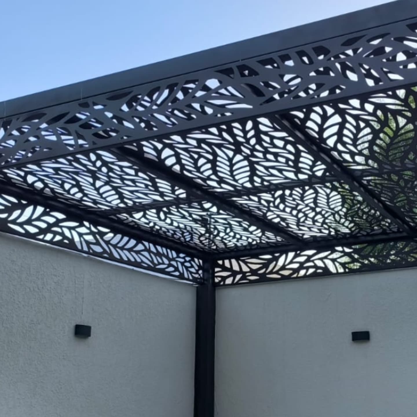 Metalna pergola Kotor Crna Gora | Metal pergola Montenegro | Металлическая беседка Черногория
